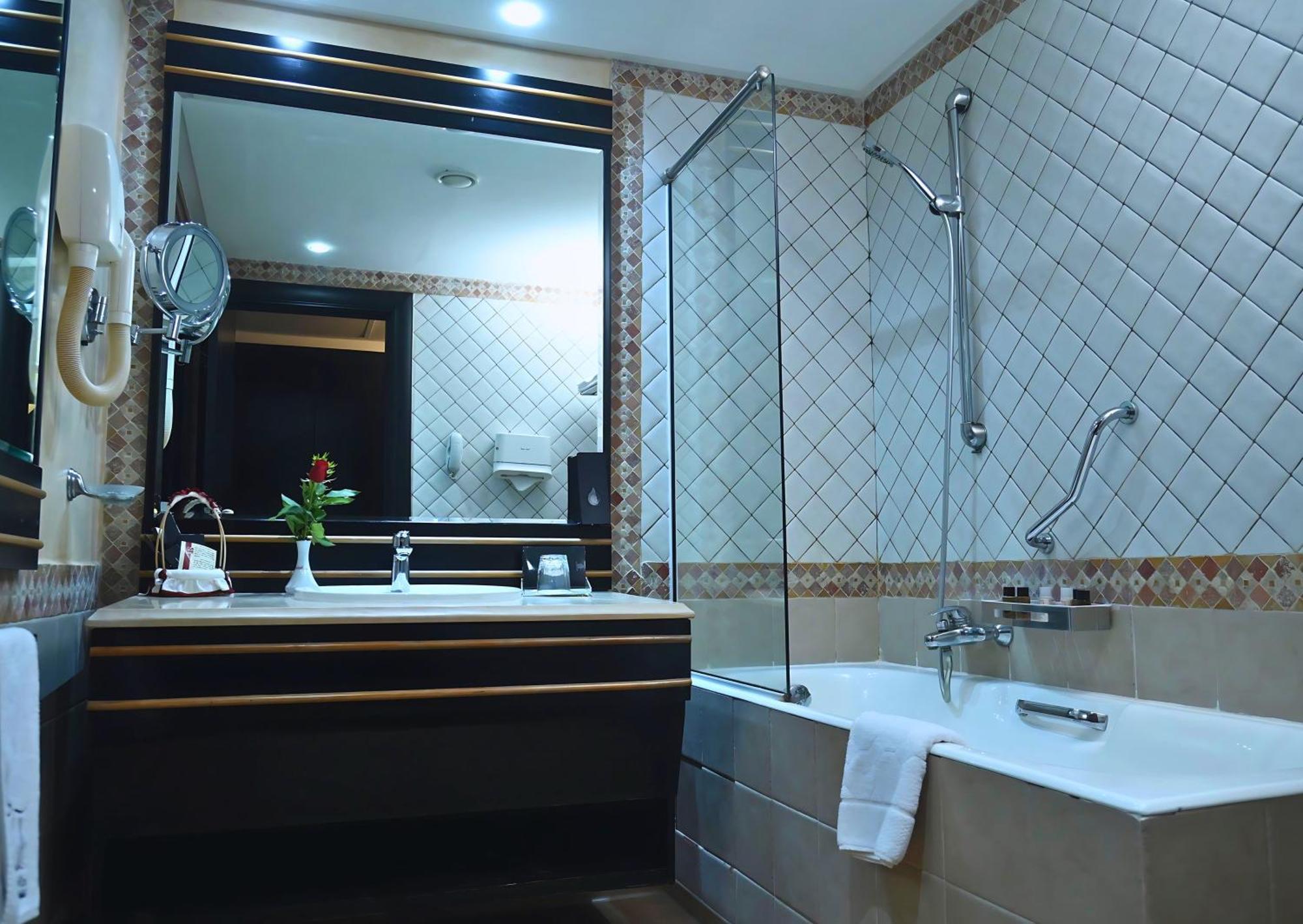 Borj Dhiafa Hotel Sfax Eksteriør billede