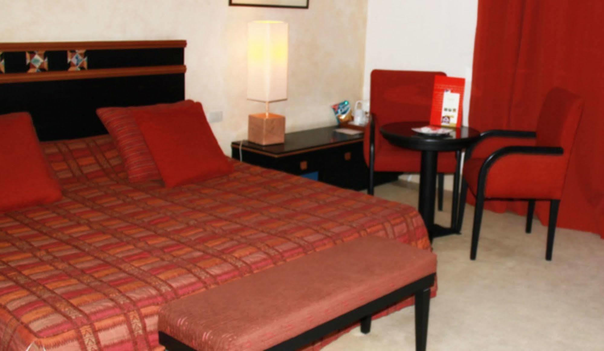 Borj Dhiafa Hotel Sfax Eksteriør billede